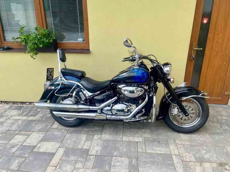 Suzuki VL 800 Volusia - foto 13