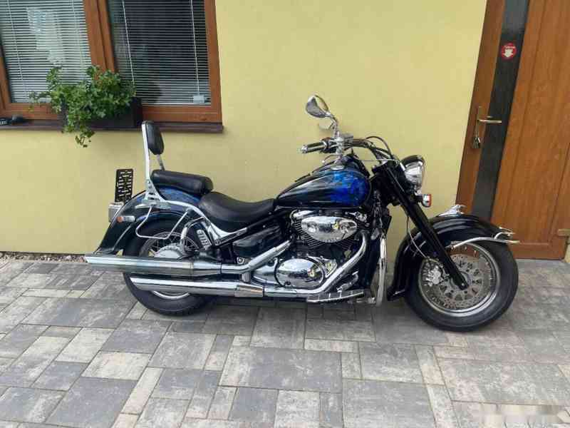 Suzuki VL 800 Volusia - foto 2