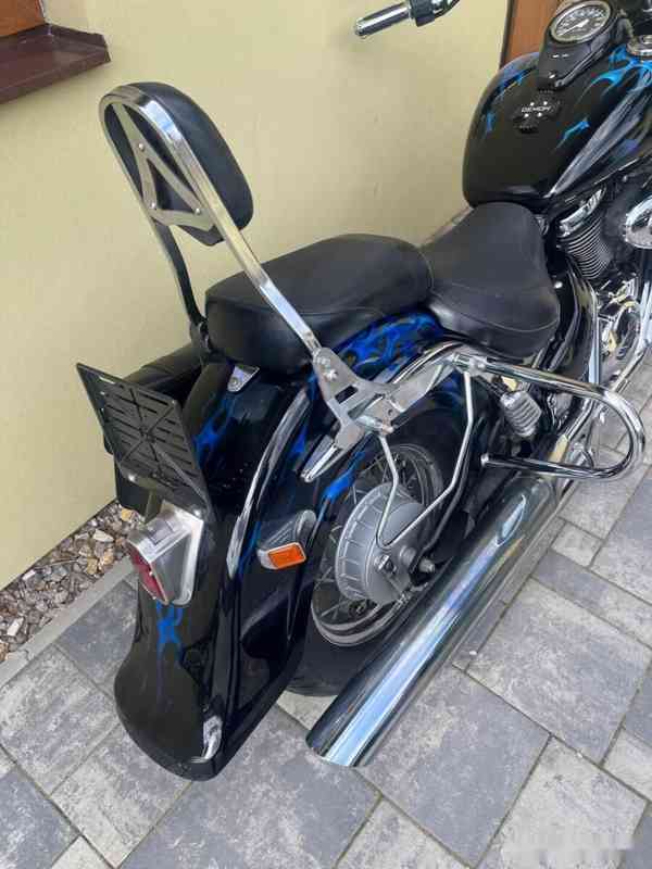 Suzuki VL 800 Volusia - foto 3