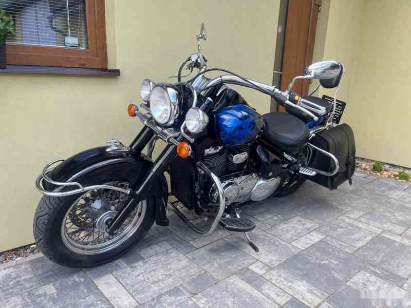 Suzuki VL 800 Volusia - foto 12
