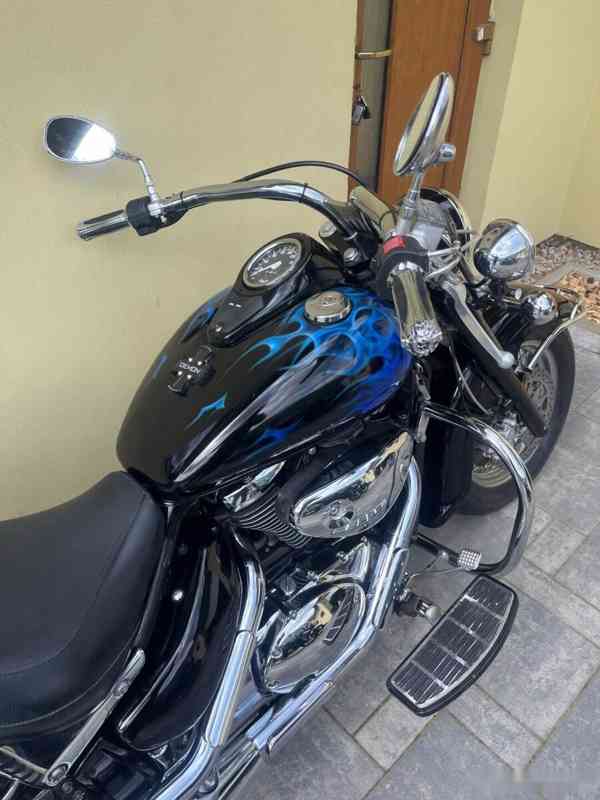 Suzuki VL 800 Volusia - foto 4