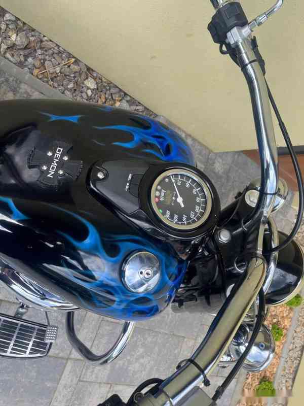 Suzuki VL 800 Volusia - foto 5