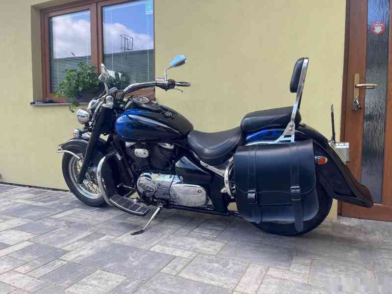 Suzuki VL 800 Volusia - foto 9