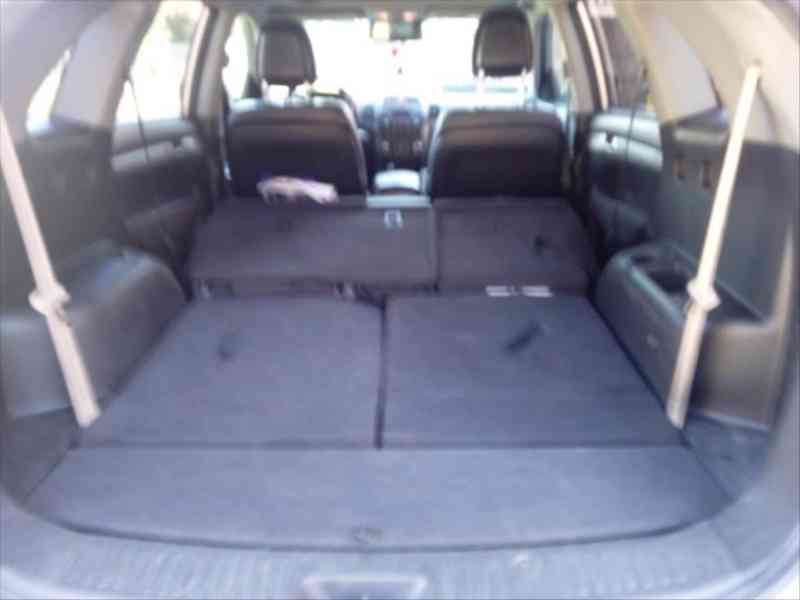 Kia Sorento 2,2   KIA SORENTO 2,2 CRDI - foto 12