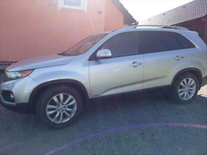 Kia Sorento 2,2   KIA SORENTO 2,2 CRDI - foto 18