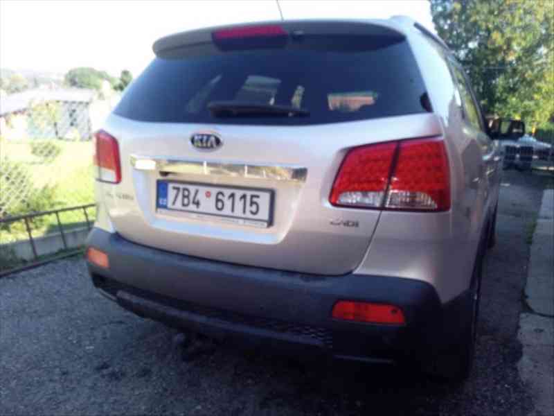 Kia Sorento 2,2   KIA SORENTO 2,2 CRDI - foto 7