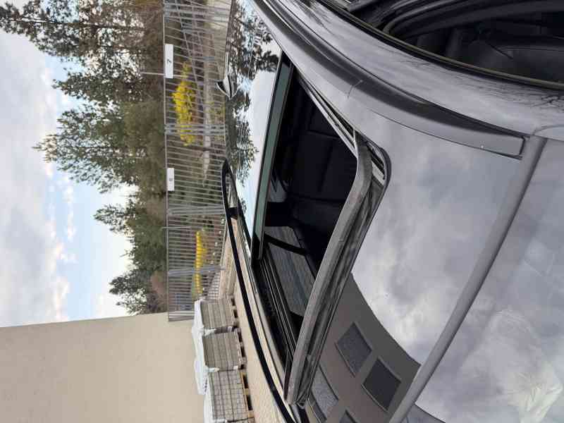 BMW 330d Touring E91 170 kW, 6st. manuál, bohatá výbava - foto 12