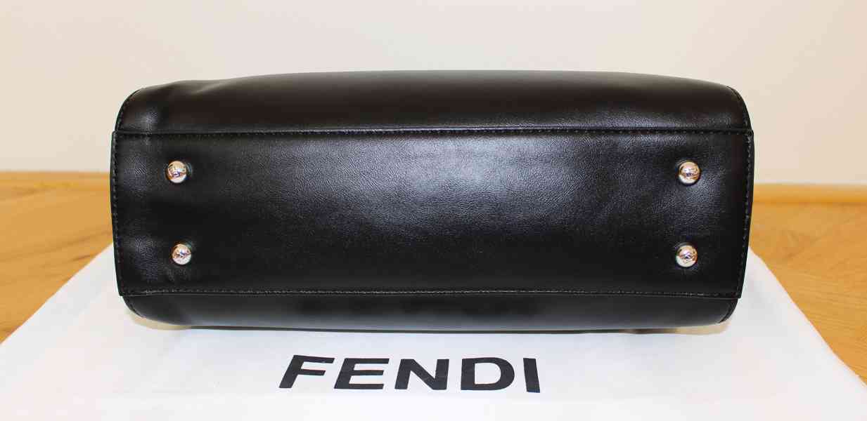 Kabelka Fendi Peekaboo - foto 3