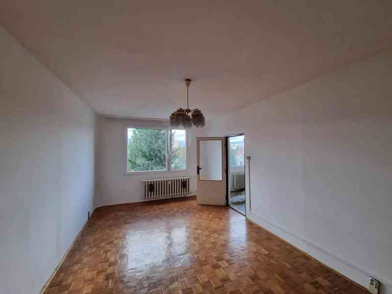 Pronájem bytu 2+1 65 m² - foto 3