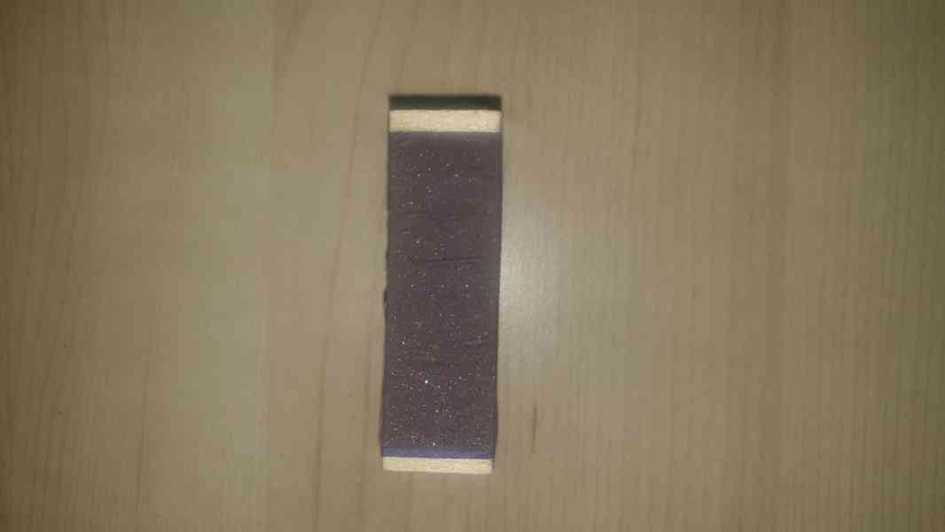 Stará dýhovaná krabička se zápalkami. - foto 3