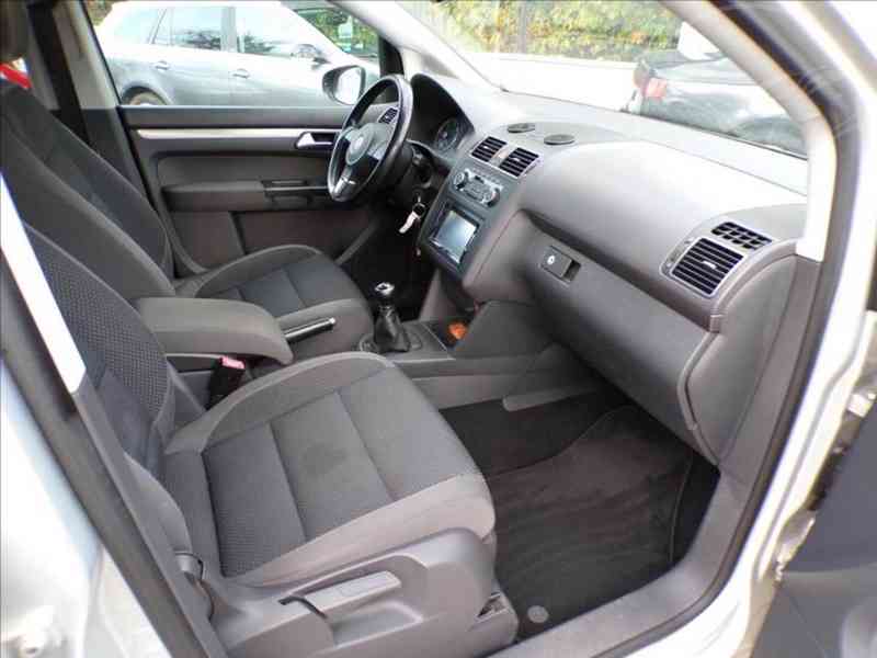 Volkswagen Touran 2,0 TDI DIGI.KLIMA - foto 12