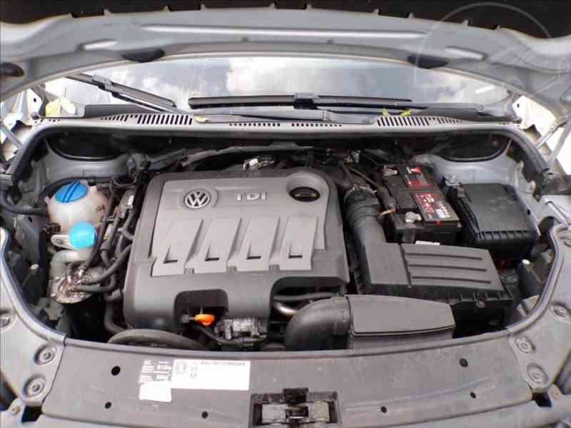 Volkswagen Touran 2,0 TDI DIGI.KLIMA - foto 13