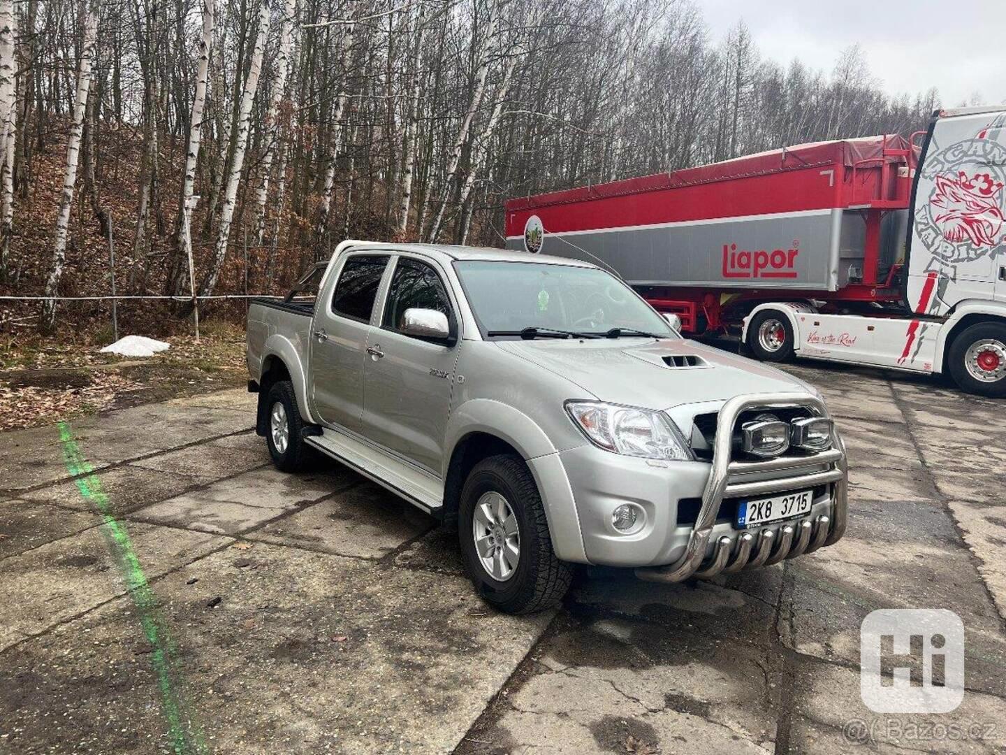 Toyota Hilux 3,0   D 126KW - foto 1