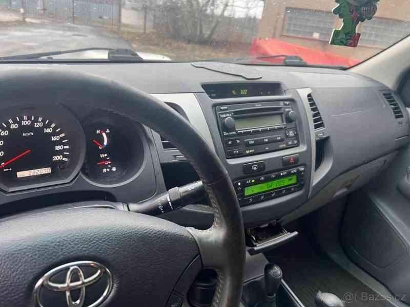 Toyota Hilux 3,0   D 126KW - foto 7