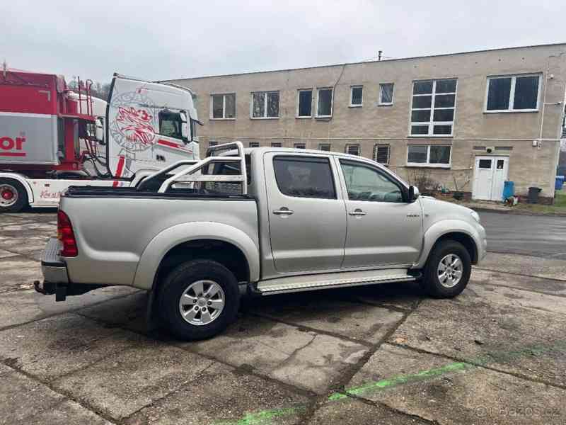 Toyota Hilux 3,0   D 126KW - foto 6