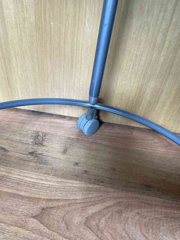 Stolek IKEA - foto 5