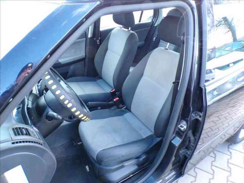 Škoda Fabia 1,4 16V 63kW - foto 7