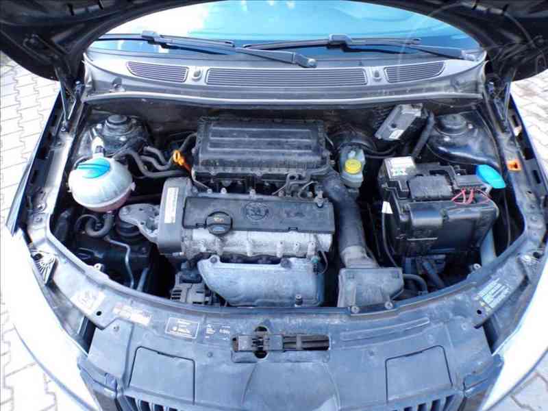 Škoda Fabia 1,4 16V 63kW - foto 13