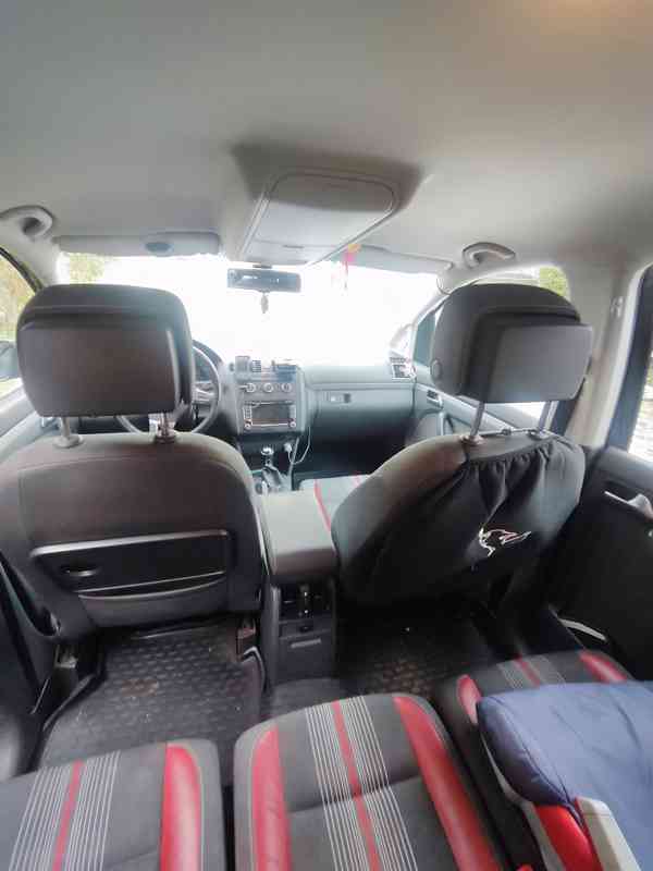 VW Touran 2.0TDI, 2012 - foto 8