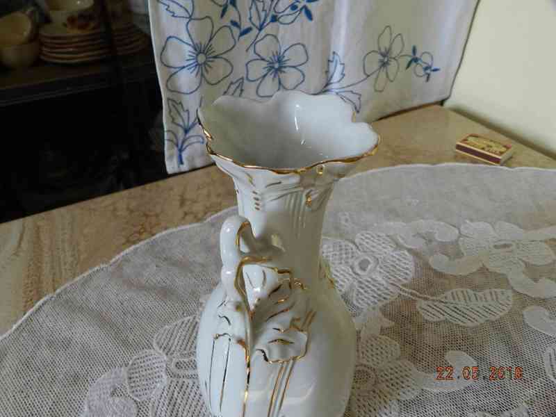 Krásná stará zlacená váza amfora Royal Dux - foto 4