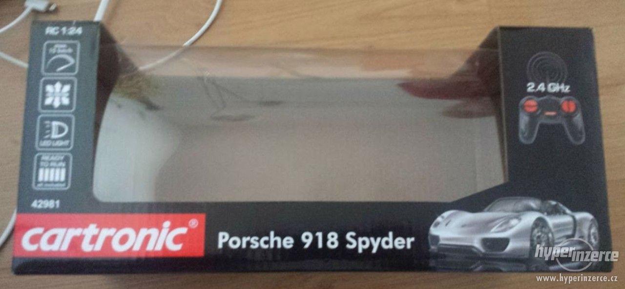 Auto na dálkové ovládání z Lidlu - Porsche 918 Spyder - foto 1