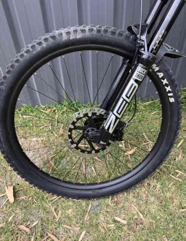 2025 Santa Cruz BULLIT R - foto 7