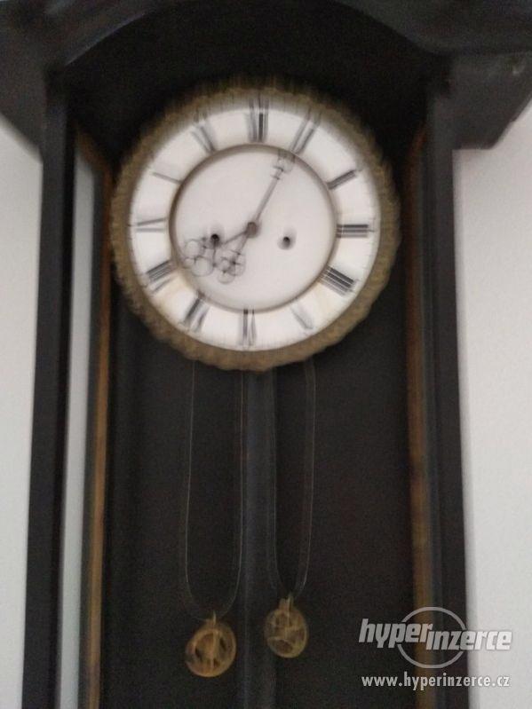 nádherné 2 závažové hodiny, r. 1860 - foto 2