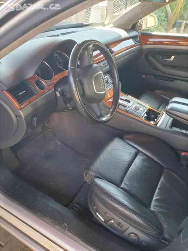 Audi A8 4,2   TDI - foto 11