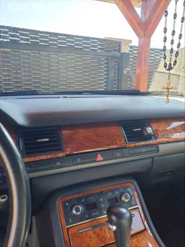 Audi A8 4,2   TDI - foto 13