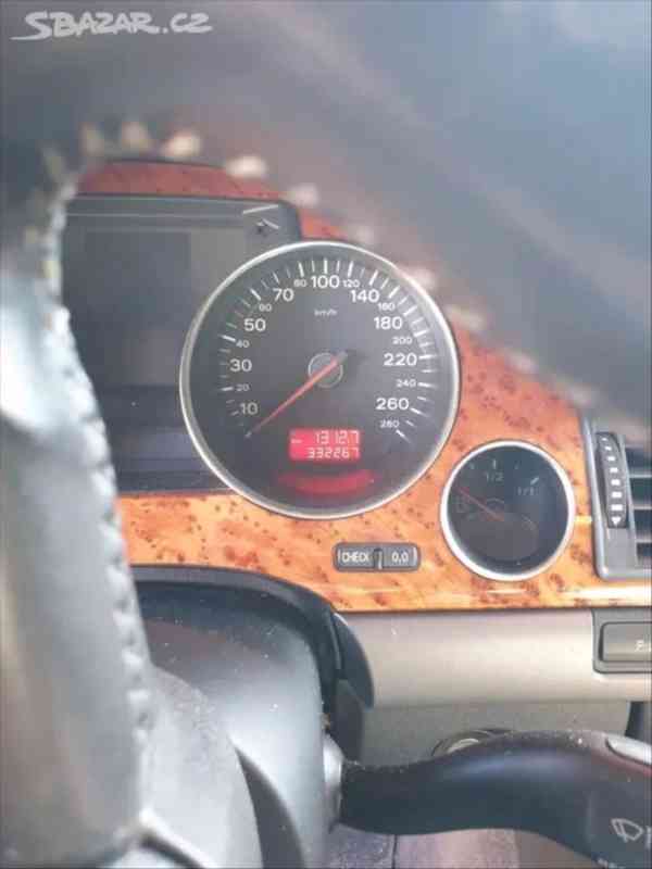 Audi A8 4,2   TDI - foto 5