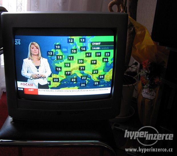 "Stříbrná" TELEVIZE zn. THOMSON, dálkové ovládání - foto 3