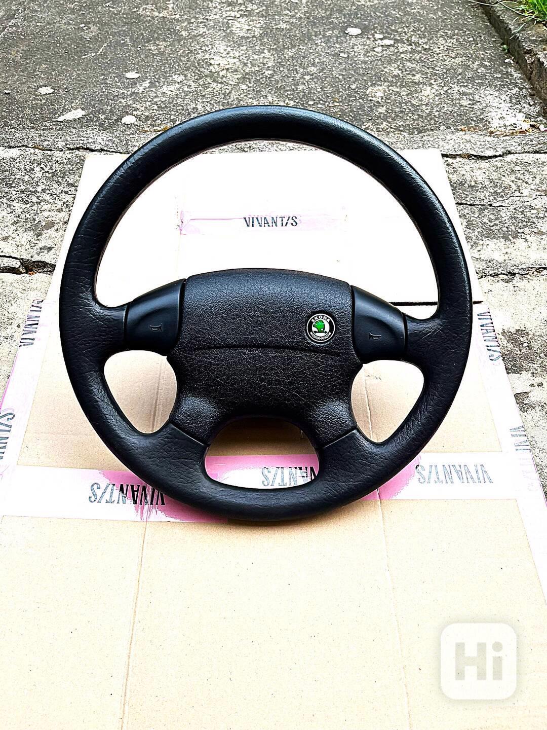 Čtyřramenný volant Škoda FELICIA facelift - jako nový - foto 1