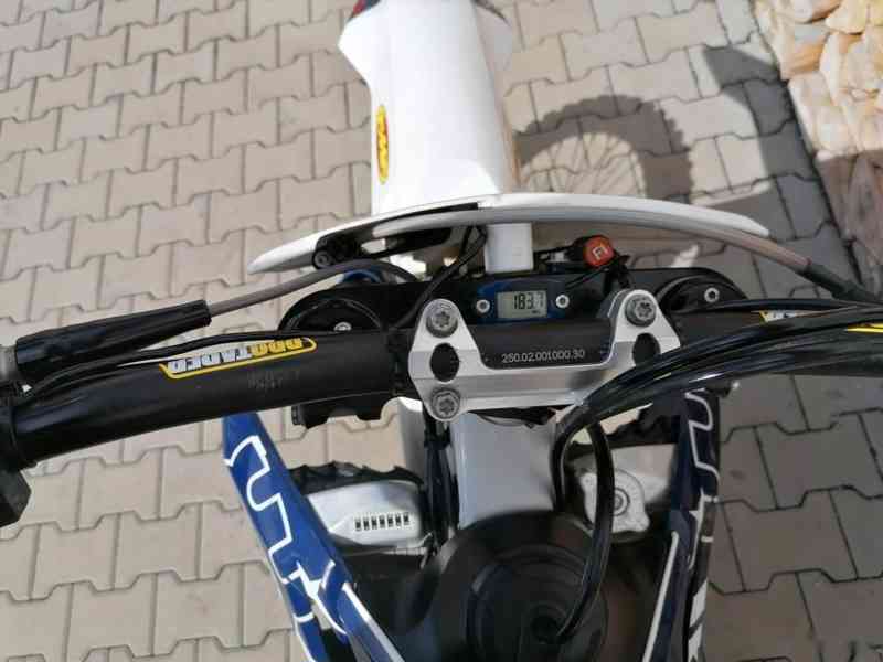 HUSQVARNA FC 350 - foto 11