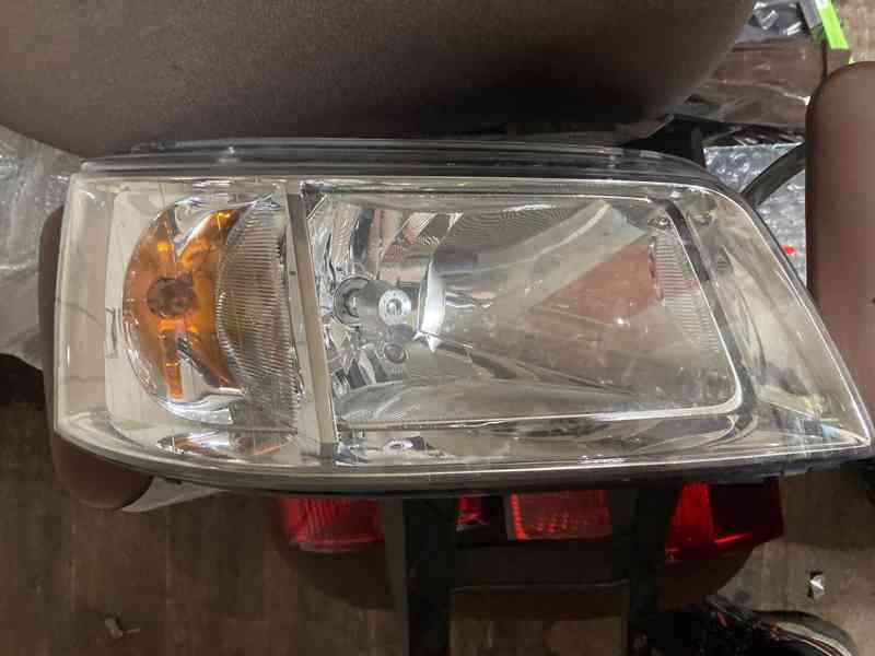 VW Transporter V komplet predni a zadni lampy. - foto 7