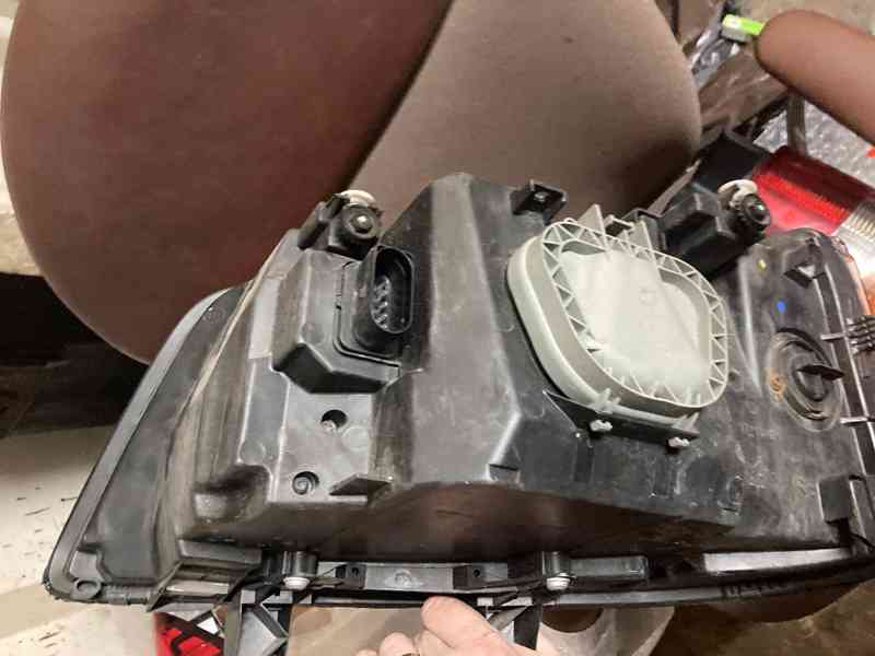 VW Transporter V komplet predni a zadni lampy. - foto 8