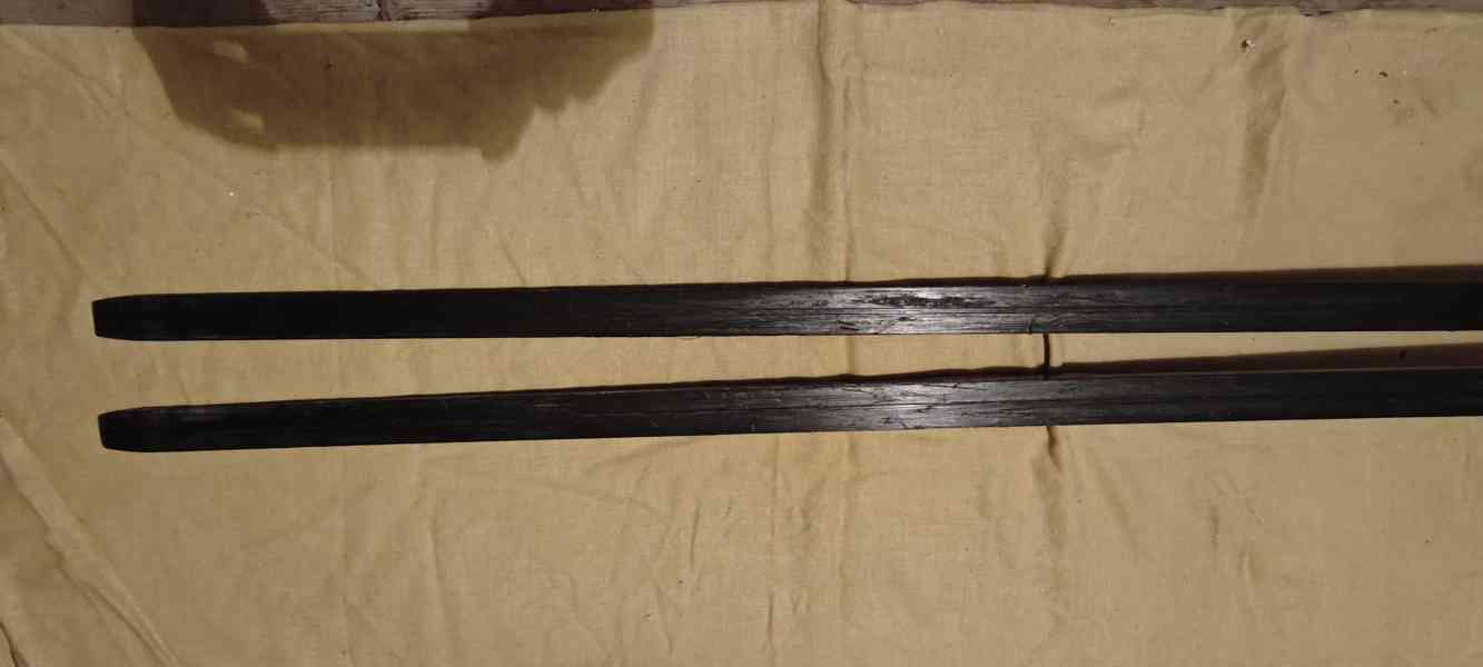 Nabízím běžky MADSHUS 205 cm 46*46*46 vč vázání ROTTEFELLA - foto 6