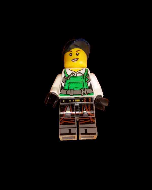 7 figurek lego můžu i poslat přes zásilku  - foto 6