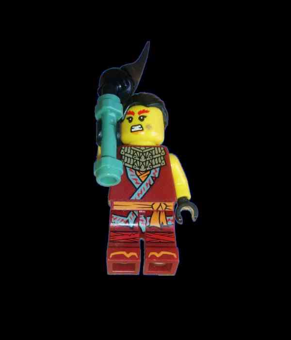 7 figurek lego můžu i poslat přes zásilku  - foto 4
