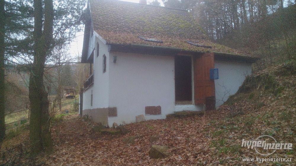 Prodám chatu v údolí Skryjských jezírek - foto 4