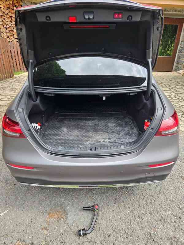 Mercedes-Benz E220D 4 MATIC - foto 14