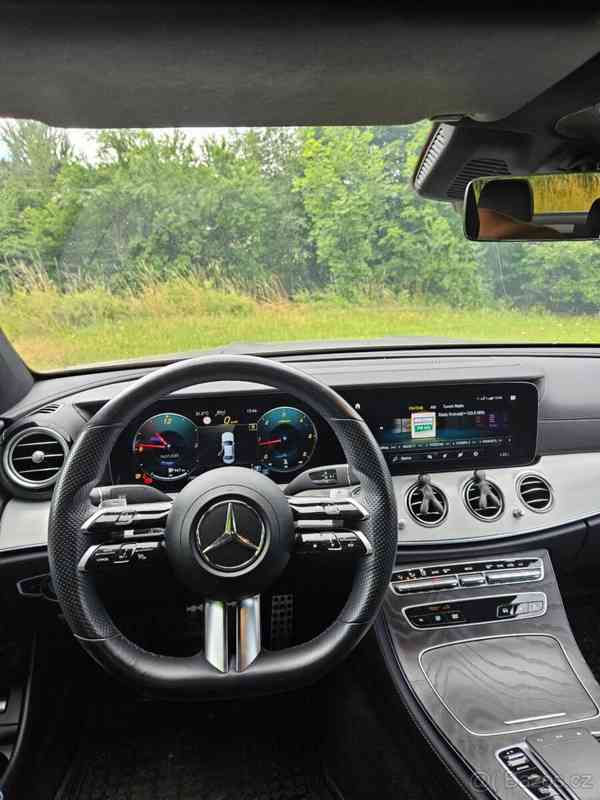Mercedes-Benz E220D 4 MATIC - foto 8
