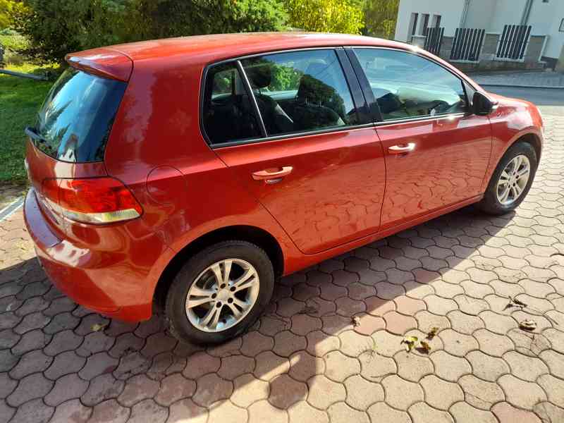 VW GOLF 1.4, 59 kW, NOVÁ STK, NADST. VÝBAVA, PO SERVISU - foto 1