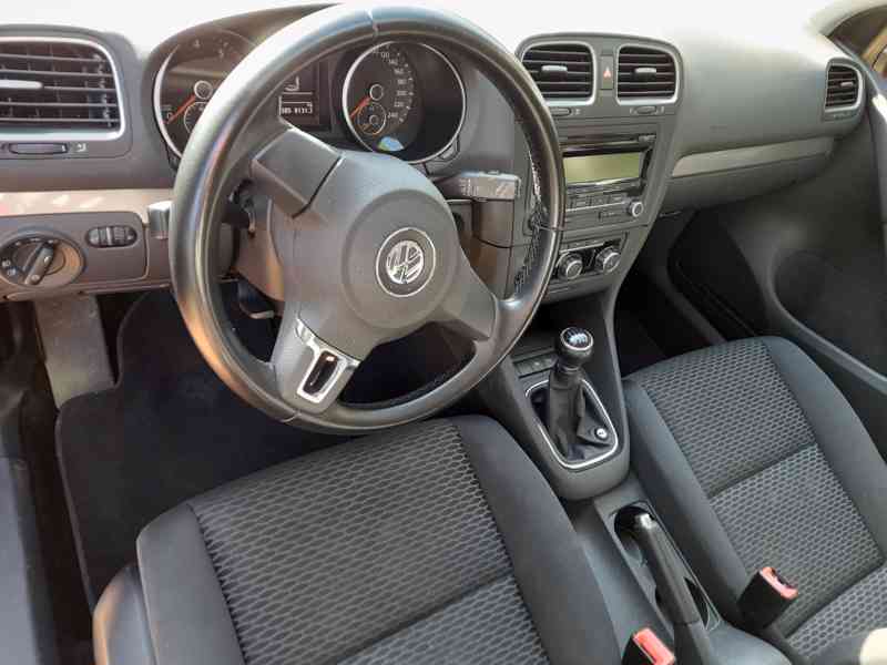 VW GOLF 1.4, 59 kW, NOVÁ STK, NADST. VÝBAVA, PO SERVISU - foto 2