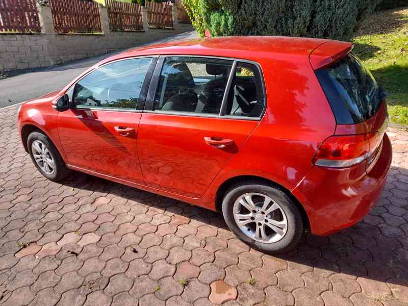VW GOLF 1.4, 59 kW, NOVÁ STK, NADST. VÝBAVA, PO SERVISU - foto 8