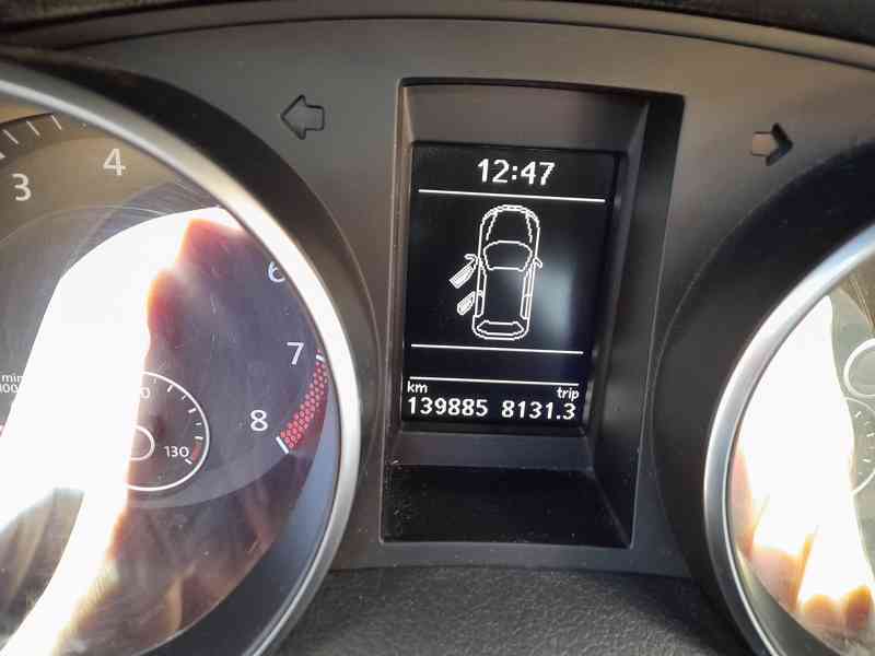 VW GOLF 1.4, 59 kW, NOVÁ STK, NADST. VÝBAVA, PO SERVISU - foto 3