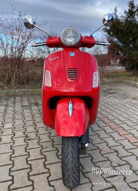Skútr Vespa GTS 300 i.e. - foto 3