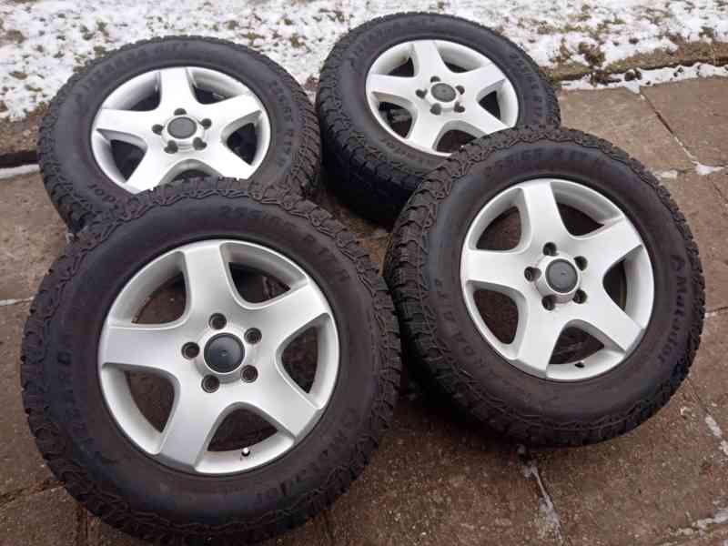 Celoroční alu kola 17 5x130 pneu 95% Volkswagen Audi Porsche - foto 1