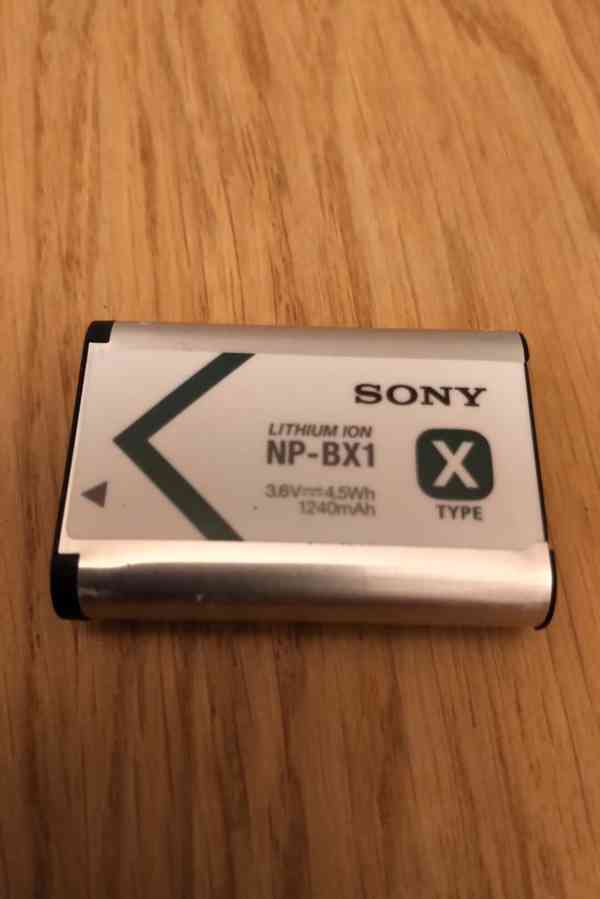 SONY CyberShot DSC-RX100 II + pouzdro + paměťová karta 64 GB - foto 7