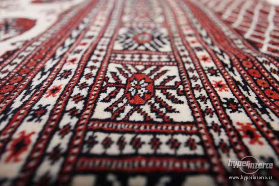 Pakistánský koberec Buchara 360 x 248 cm - foto 5
