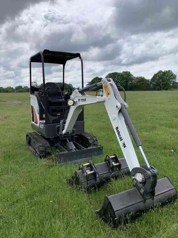 minibagr Bobcat E-I7E - foto 1